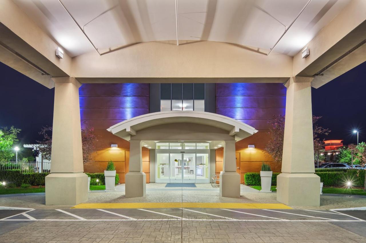 Holiday Inn Express Hotel & Suites Sacramento Airport Natomas, An Ihg Hotel Екстер'єр фото