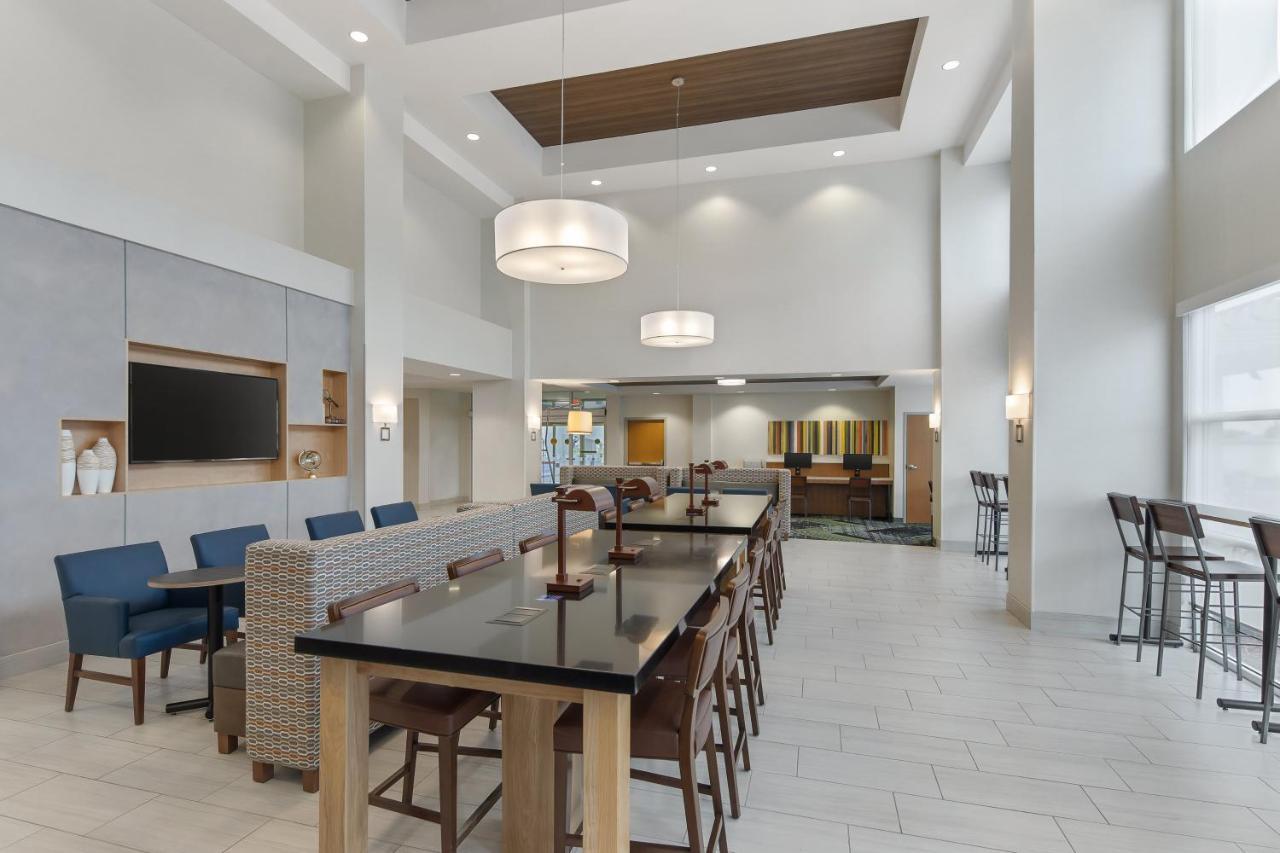 Holiday Inn Express Hotel & Suites Sacramento Airport Natomas, An Ihg Hotel Екстер'єр фото