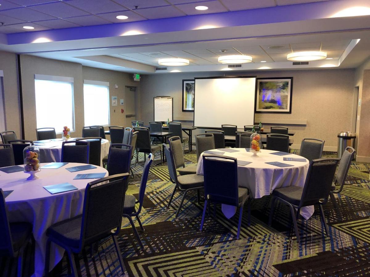 Holiday Inn Express Hotel & Suites Sacramento Airport Natomas, An Ihg Hotel Екстер'єр фото