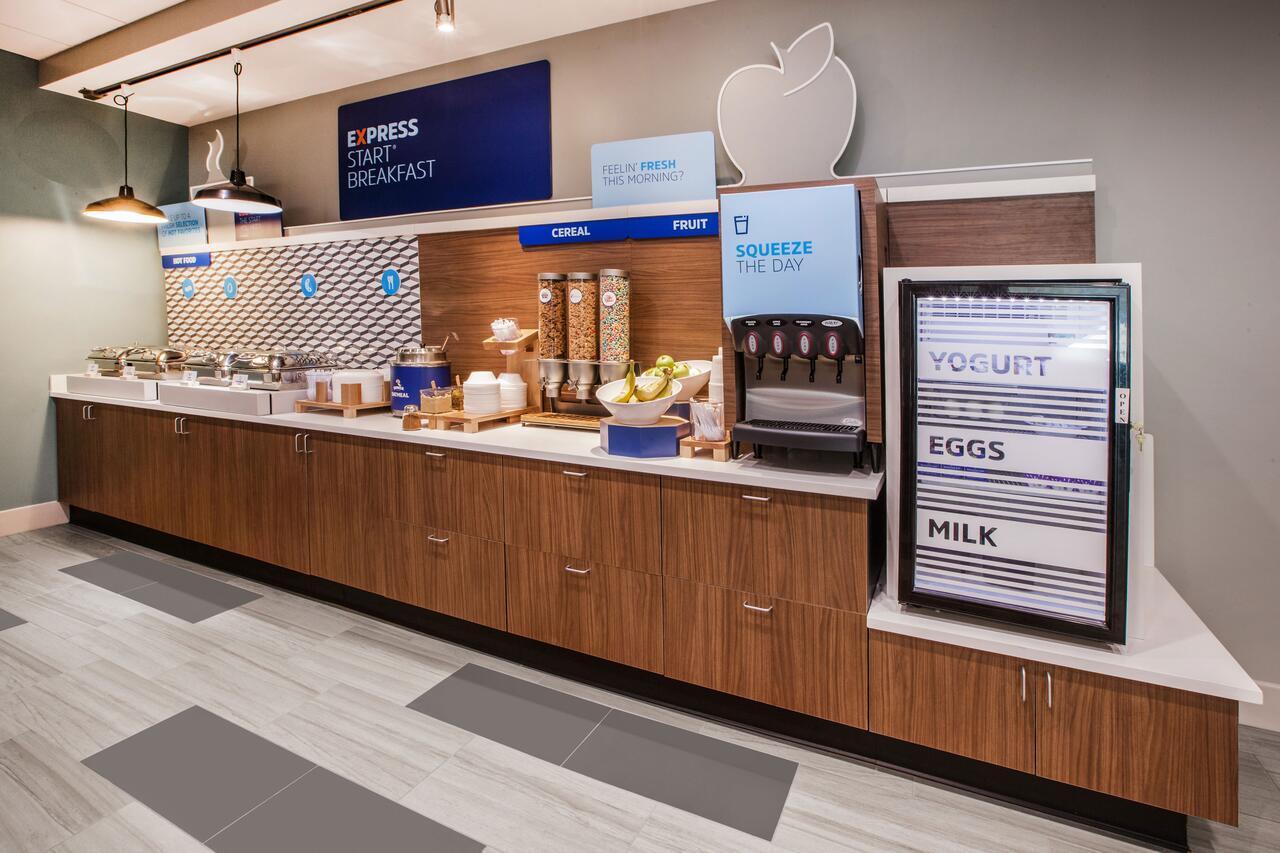 Holiday Inn Express Hotel & Suites Sacramento Airport Natomas, An Ihg Hotel Екстер'єр фото